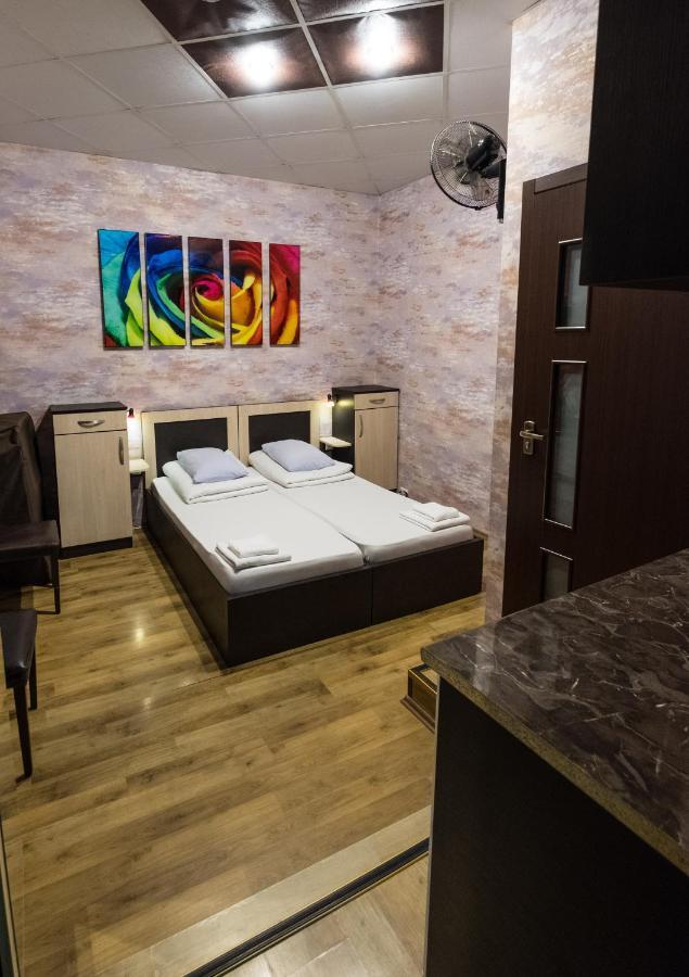 Aparthotel Victory Tbilisi Bagian luar foto